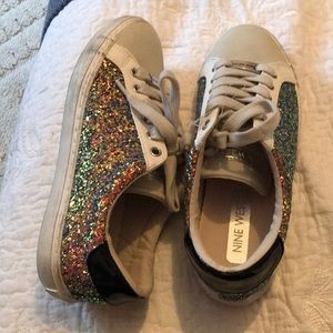 Nine West Running shoes SPARKLE. Size 6. Never worn. Refer to pictures